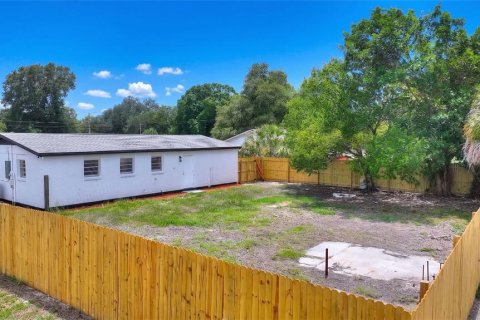 Casa en venta en Tampa, Florida, 3 dormitorios, 106.84 m2 № 2219247 - foto 27