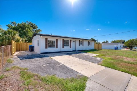 Casa en venta en Tampa, Florida, 3 dormitorios, 106.84 m2 № 2219247 - foto 23