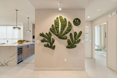 Condominio en venta en Miami, Florida, 3 dormitorios, 155.98 m2 № 1984283 - foto 4