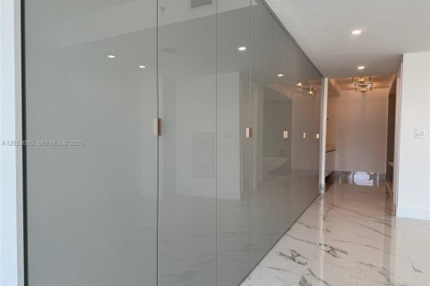 Copropriété à vendre à Sunny Isles Beach, Floride: 3 chambres, 141.58 m2 № 2254917 - photo 15