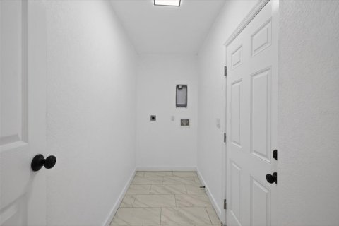 Casa en venta en Largo, Florida, 4 dormitorios, 102.19 m2 № 2092236 - foto 24