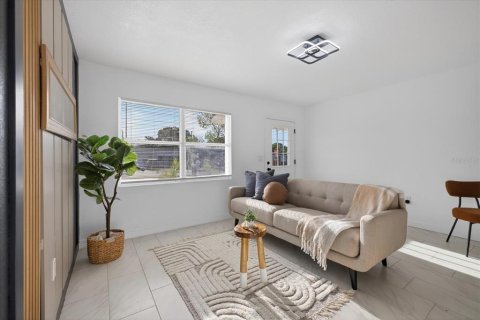 Casa en venta en Largo, Florida, 4 dormitorios, 102.19 m2 № 2092236 - foto 13