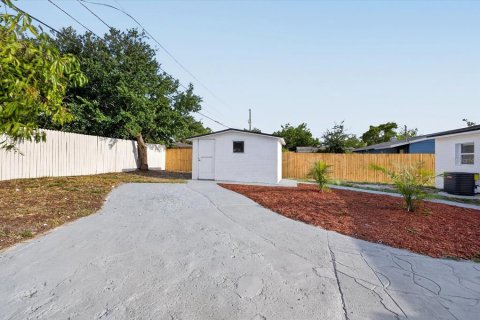 Casa en venta en Largo, Florida, 4 dormitorios, 102.19 m2 № 2092236 - foto 9