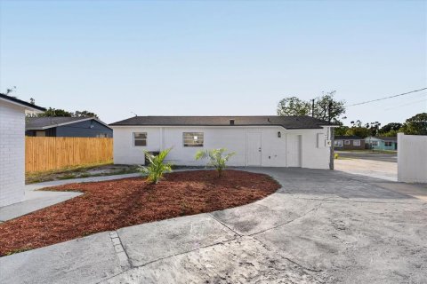 Casa en venta en Largo, Florida, 4 dormitorios, 102.19 m2 № 2092236 - foto 8
