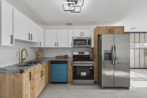 Casa en venta en Largo, Florida, 4 dormitorios, 102.19 m2 № 2092236 - foto 22