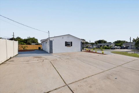 Casa en venta en Largo, Florida, 4 dormitorios, 102.19 m2 № 2092236 - foto 6