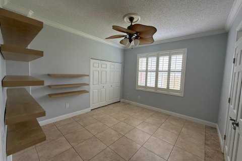 Villa ou maison à louer à Wesley Chapel, Floride: 4 chambres, 270.35 m2 № 1912768 - photo 8