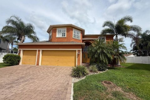 Villa ou maison à louer à Wesley Chapel, Floride: 4 chambres, 270.35 m2 № 1912768 - photo 2