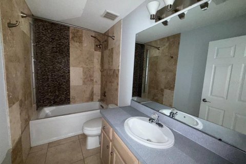 Villa ou maison à louer à Wesley Chapel, Floride: 4 chambres, 270.35 m2 № 1912768 - photo 17