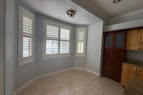 Villa ou maison à louer à Wesley Chapel, Floride: 4 chambres, 270.35 m2 № 1912768 - photo 12