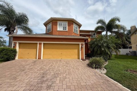 Villa ou maison à louer à Wesley Chapel, Floride: 4 chambres, 270.35 m2 № 1912768 - photo 1
