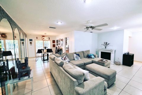 House in Sunrise, Florida 5 bedrooms, 193.7 sq.m. № 2170077 - photo 19