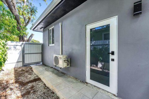 Villa ou maison à vendre à North Miami, Floride: 3 chambres, 124.49 m2 № 2040068 - photo 24