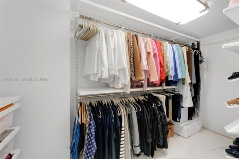 Condominio en venta en Miami, Florida, 2 dormitorios, 174.84 m2 № 2179057 - foto 18