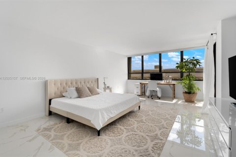 Condominio en venta en Miami, Florida, 2 dormitorios, 174.84 m2 № 2179057 - foto 11