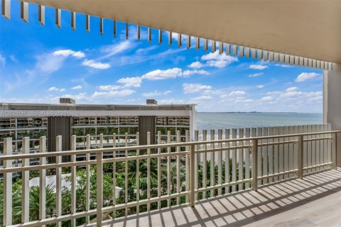 Condominio en venta en Miami, Florida, 2 dormitorios, 174.84 m2 № 2179057 - foto 29
