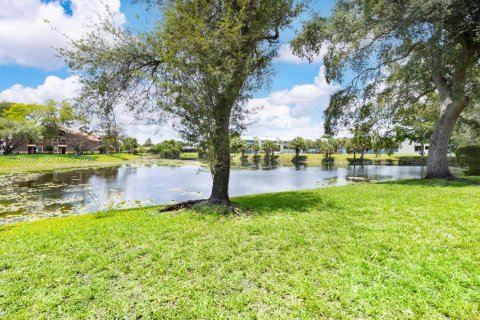 Appartement à louer à Coral Springs, Floride: 2 chambres, 78.97 m2 № 2269399 - photo 15