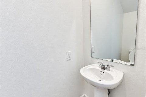 Villa ou maison à louer à Winter Haven, Floride: 4 chambres, 174.1 m2 № 2399060 - photo 10