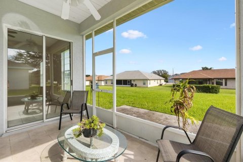 House in Summerfield, Florida 3 bedrooms, 137.03 sq.m. № 1826410 - photo 27