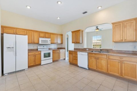 House in Summerfield, Florida 3 bedrooms, 137.03 sq.m. № 1826410 - photo 9