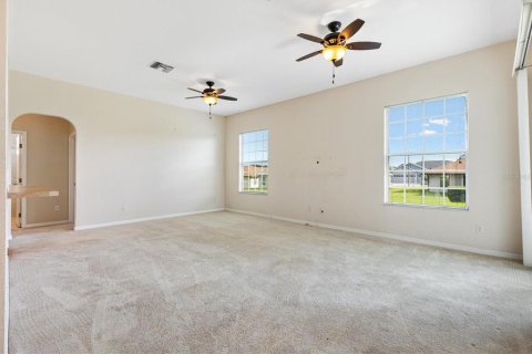 House in Summerfield, Florida 3 bedrooms, 137.03 sq.m. № 1826410 - photo 16