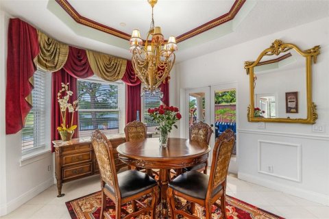 Casa en venta en Winter Springs, Florida, 8 dormitorios, 492.47 m2 № 1902682 - foto 24