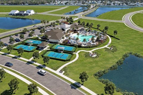 House in Sarasota, Florida 3 bedrooms, 143.26 sq.m. № 1876541 - photo 8