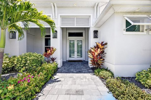 House in Englewood, Florida 3 bedrooms, 194.91 sq.m. № 2258758 - photo 4
