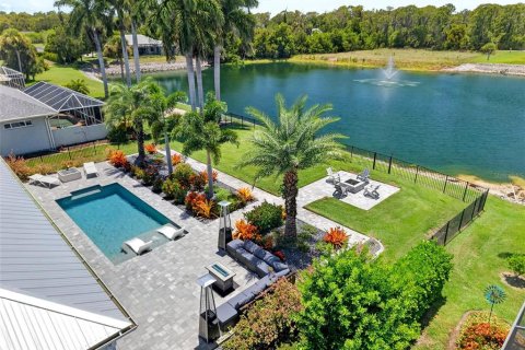 House in Englewood, Florida 3 bedrooms, 194.91 sq.m. № 2258758 - photo 3