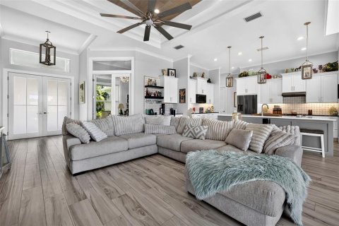 House in Englewood, Florida 3 bedrooms, 194.91 sq.m. № 2258758 - photo 9