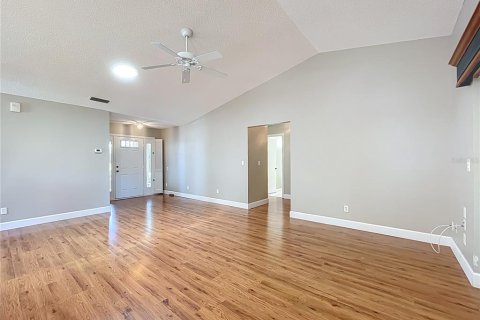 Купить виллу или дом в Лисбург, Флорида 10 комнат, 128.21м2, № 1722676 - фото 8