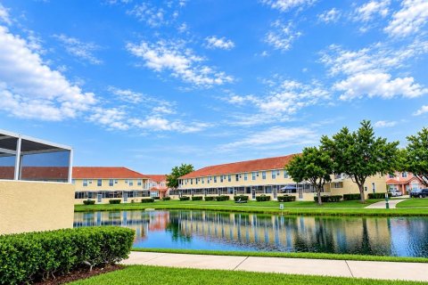 Touwnhouse à louer à Kissimmee, Floride: 4 chambres, 152.55 m2 № 2380573 - photo 4
