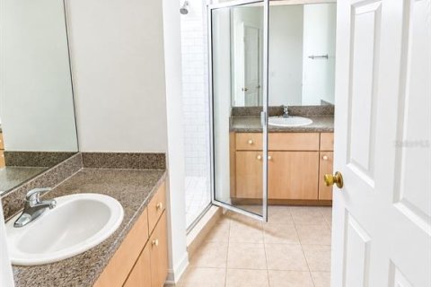 Touwnhouse à louer à Kissimmee, Floride: 4 chambres, 152.55 m2 № 2380573 - photo 13