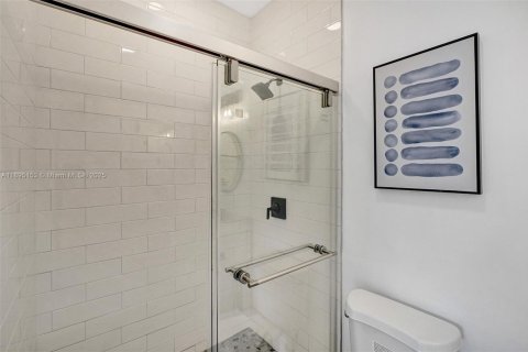 Купить виллу или дом в Плантация, Флорида 6 спален, 383.97м2, № 1947214 - фото 23