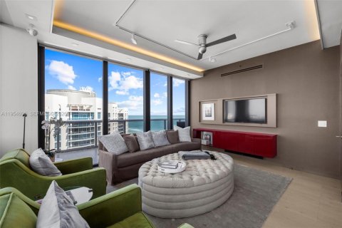 Condominio en alquiler en Miami Beach, Florida, 1 dormitorio, 122.91 m2 № 2008393 - foto 24
