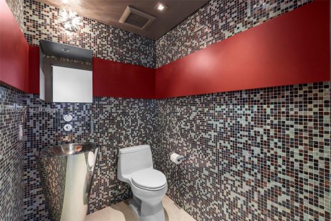 Condominio en alquiler en Miami Beach, Florida, 1 dormitorio, 122.91 m2 № 2008393 - foto 16