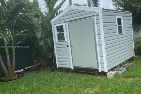 Купить виллу или дом в Майами-Гарденс, Флорида 3 спальни, 176.05м2, № 1991271 - фото 3