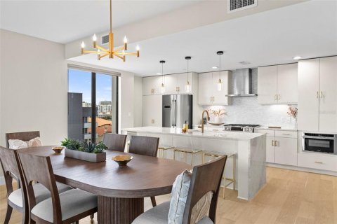 Condo in Saint Petersburg, Florida, 1 bedroom  № 2197726 - photo 12