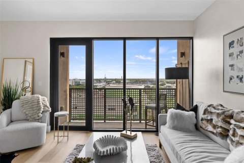 Condo in Saint Petersburg, Florida, 1 bedroom  № 2197726 - photo 16