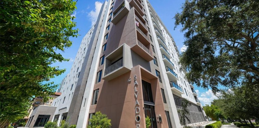 Condo in Saint Petersburg, Florida, 1 bedroom  № 2197726