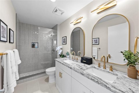 Condo in Saint Petersburg, Florida, 1 bedroom  № 2197726 - photo 23