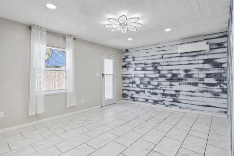 Villa ou maison à vendre à Sanford, Floride: 3 chambres, 142.42 m2 № 2345256 - photo 24