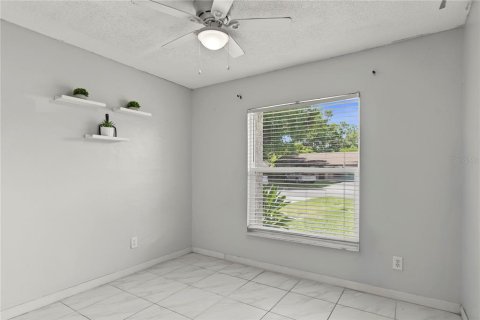 Villa ou maison à vendre à Sanford, Floride: 3 chambres, 142.42 m2 № 2345256 - photo 13
