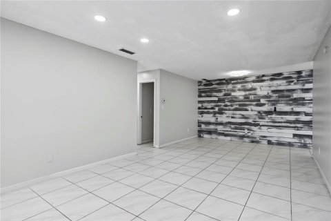 Villa ou maison à vendre à Sanford, Floride: 3 chambres, 142.42 m2 № 2345256 - photo 7