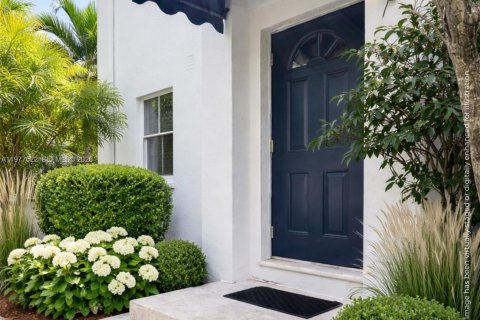 Townhouse in Miami, Florida 2 bedrooms, 78.04 sq.m. № 2049921 - photo 1