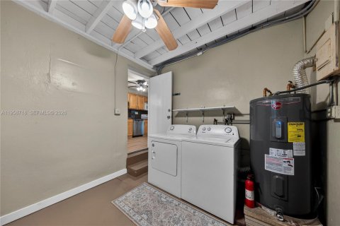 Villa ou maison à louer à Oakland Park, Floride: 2 chambres, 76.92 m2 № 2023362 - photo 23