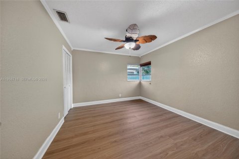 Villa ou maison à louer à Oakland Park, Floride: 2 chambres, 76.92 m2 № 2023362 - photo 15