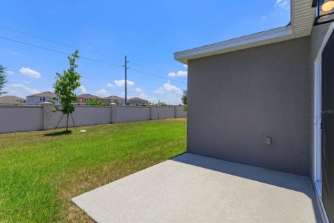 House in Haines City, Florida 4 bedrooms, 148.46 sq.m. № 1856498 - photo 19