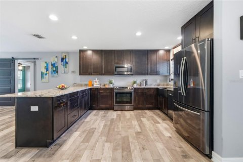 Villa ou maison à vendre à Orlando, Floride: 3 chambres, 174.01 m2 № 2330420 - photo 6