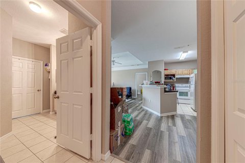 Condo in Orlando, Florida, 2 bedrooms  № 1831572 - photo 5